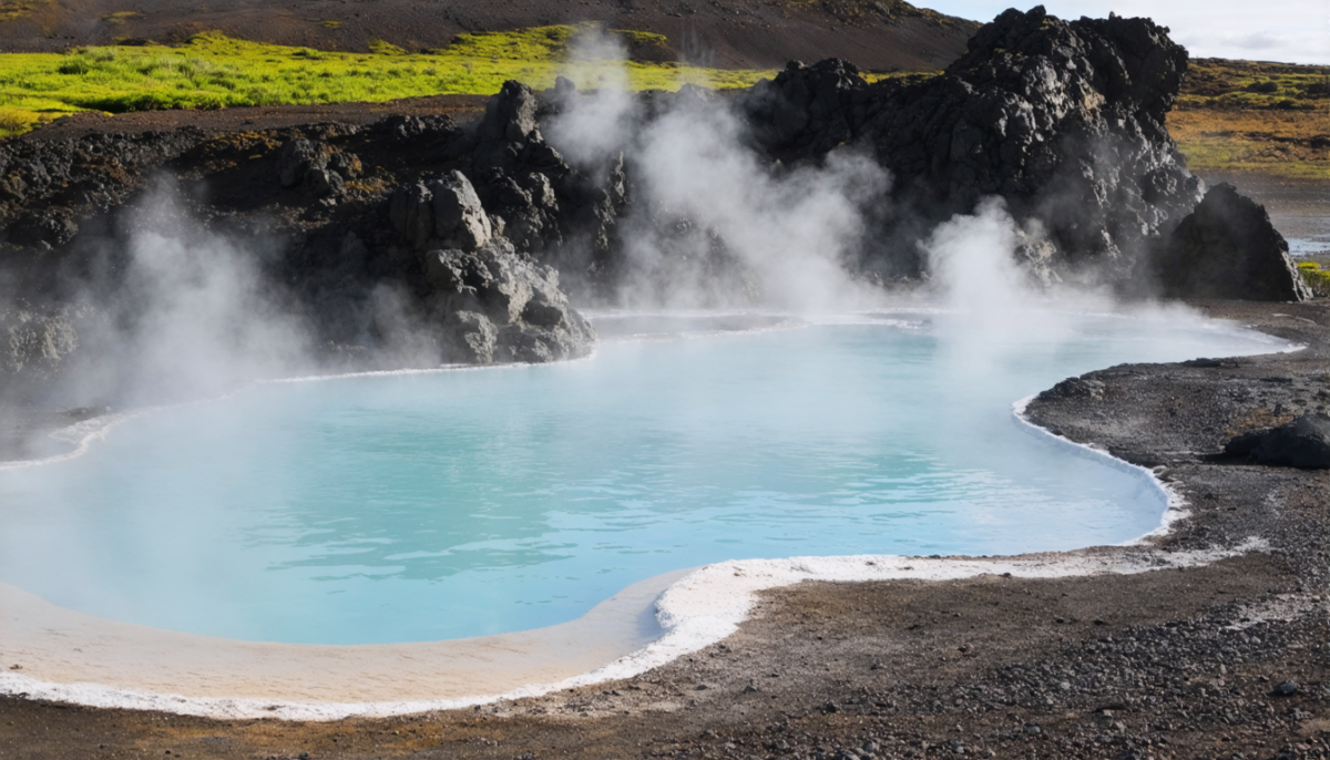 découvrez les activités incontournables et les sites à ne pas manquer en islande en 2025 pour un voyage inoubliable au cœur de paysages naturels époustouflants.